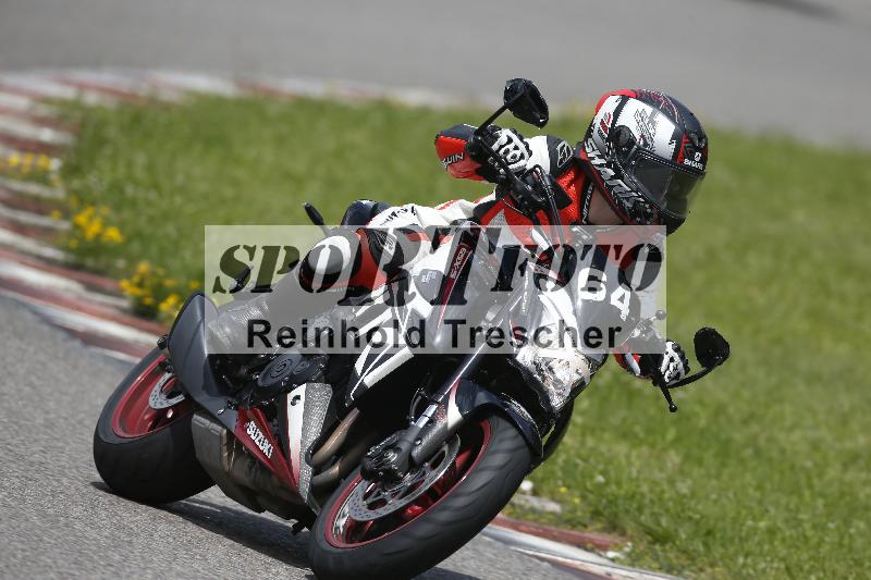 /Archiv-2024/29 12.06.2024 MOTO.CH Track Day ADR/Gruppe blau/64